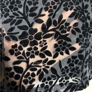 Lucky Brand Black Sheer Floral Velvet Burnout Short‎ Sleeve Top. Size M